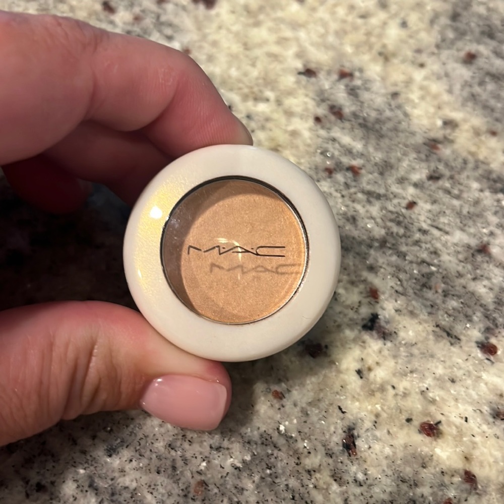 MAC eyeshadow! Used a few times! Beautiful neutral! Color is CLAIRE DE LUNE